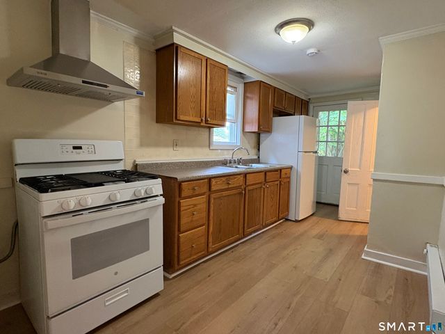 84 Mill Street 1, Middletown, CT 06457