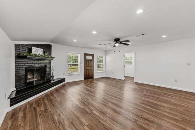 554 Fm 1791 Road, Huntsville, TX 77340