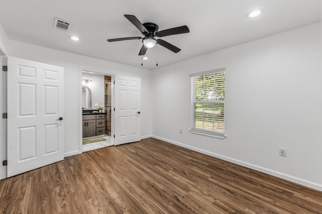 554 Fm 1791 Road, Huntsville, TX 77340