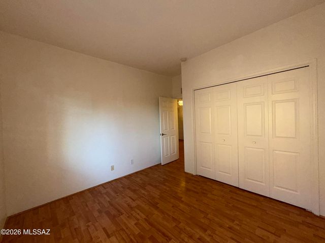 5750 N Camino Esplendora Apt 231, Tucson, AZ 85718