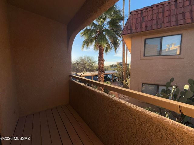 5750 N Camino Esplendora Apt 231, Tucson, AZ 85718