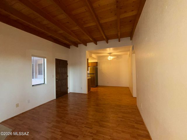 5750 N Camino Esplendora Apt 231, Tucson, AZ 85718