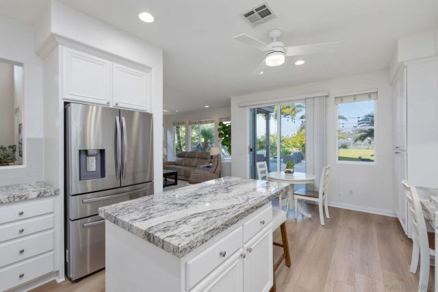 6112 Paseo Tapajos, Carlsbad, CA 92009