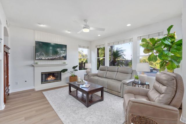 6112 Paseo Tapajos, Carlsbad, CA 92009