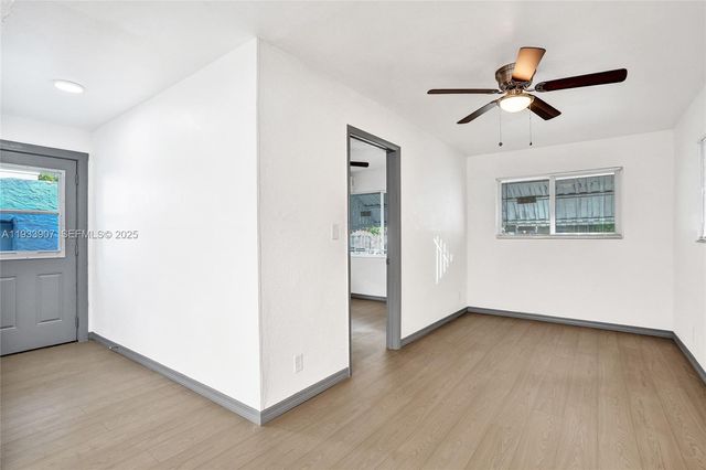 249 SW 4th St 2, Dania Beach, FL 33004