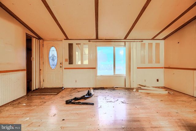 7004 BEULAH RD, Hurlock, MD 21643