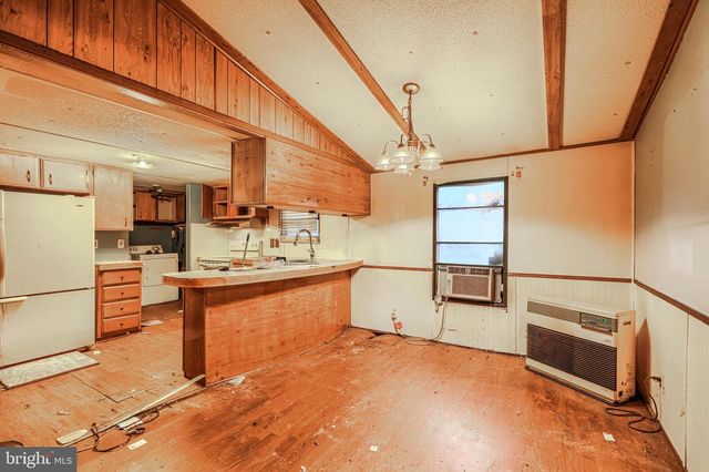 7004 BEULAH RD, Hurlock, MD 21643