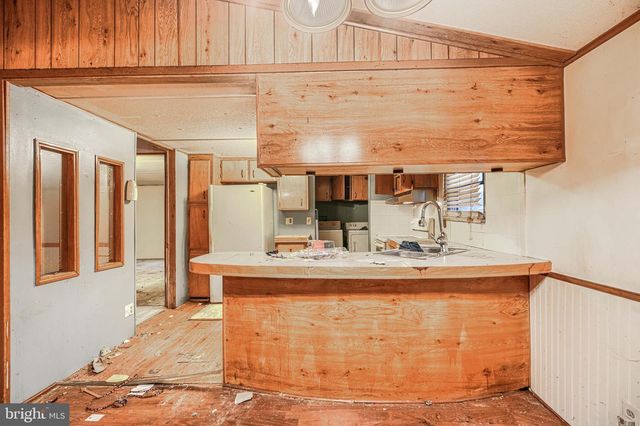 7004 BEULAH RD, Hurlock, MD 21643