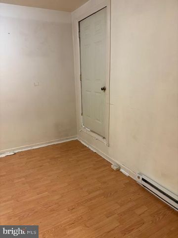 422 N LOCUST ST, Hagerstown, MD 21740