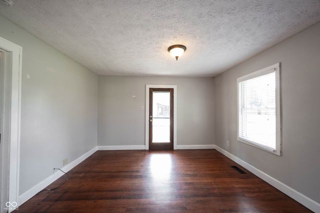 404 N Swope Street, Greenfield, IN 46140