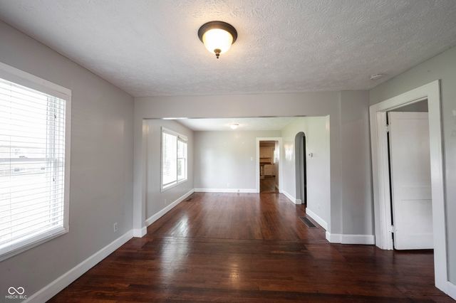 404 N Swope Street, Greenfield, IN 46140