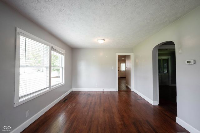 404 N Swope Street, Greenfield, IN 46140