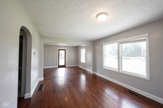 404 N Swope Street, Greenfield, IN 46140