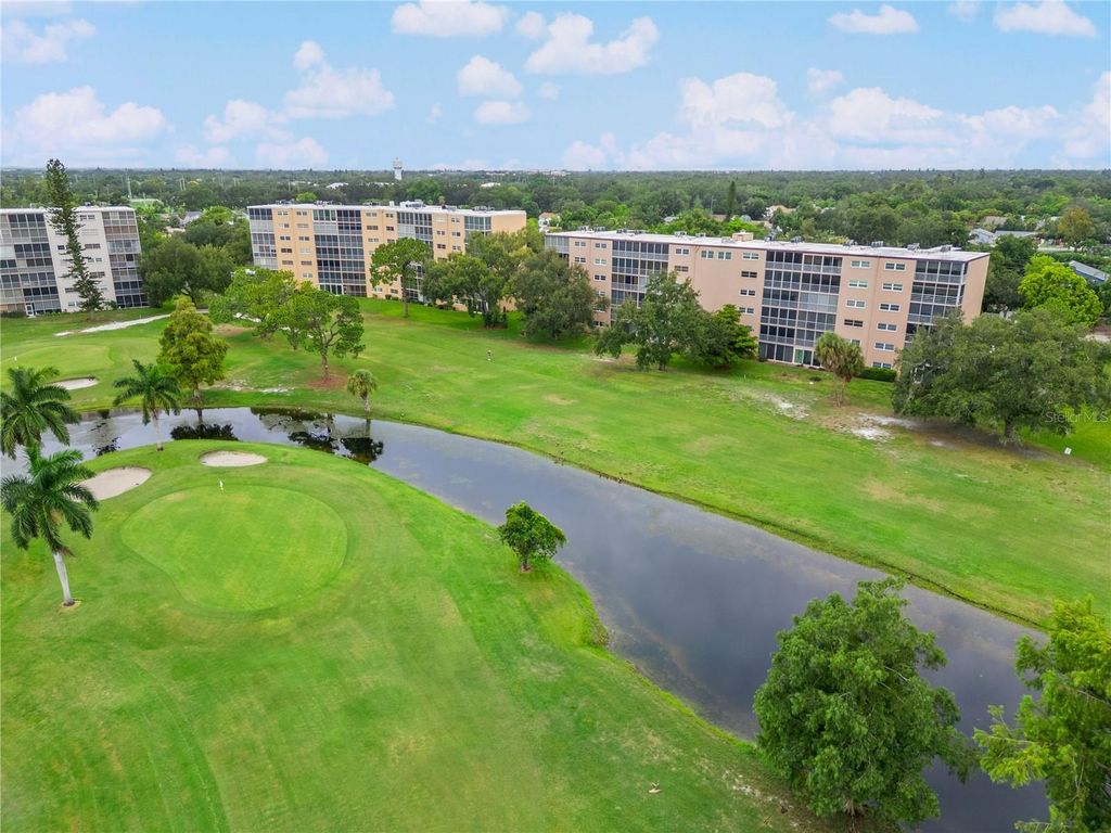 Image 36 of property listing at 3620 IRONWOOD CIRCLE 302O, Bradenton, FL 34209