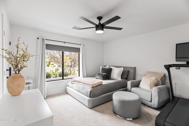 4455 E VIA LOS CABALLOS --, Phoenix, AZ 85028