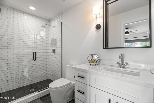 4455 E VIA LOS CABALLOS --, Phoenix, AZ 85028