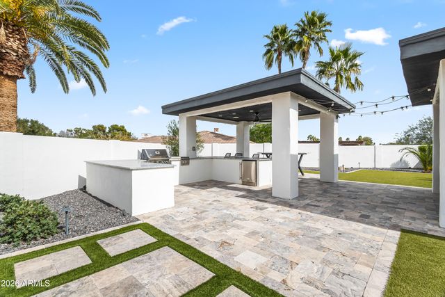 4455 E VIA LOS CABALLOS --, Phoenix, AZ 85028