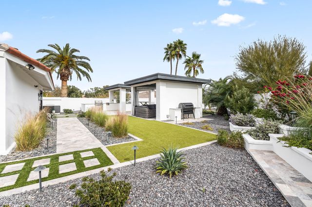 4455 E VIA LOS CABALLOS --, Phoenix, AZ 85028