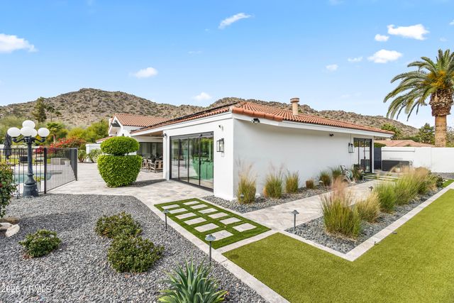 4455 E VIA LOS CABALLOS --, Phoenix, AZ 85028