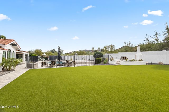 4455 E VIA LOS CABALLOS --, Phoenix, AZ 85028