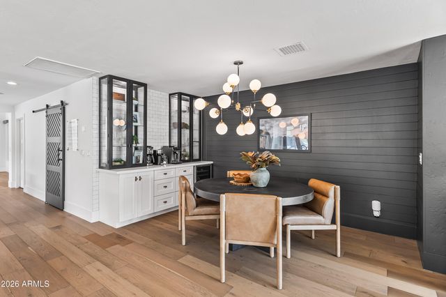 4455 E VIA LOS CABALLOS --, Phoenix, AZ 85028