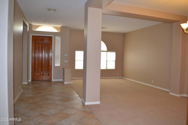 16432 S 16th Avenue, Phoenix, AZ 85045