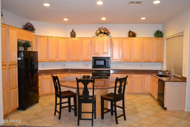 16432 S 16th Avenue, Phoenix, AZ 85045