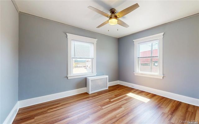 386 Mulry Lane, Lawrence, NY 11559