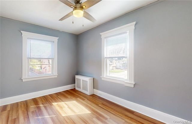 386 Mulry Lane, Lawrence, NY 11559