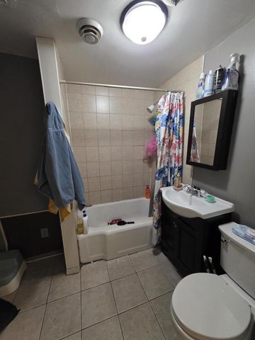 1544 2nd STREET, Milwaukee, WI 53204
