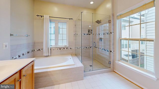 8365 DERWENT VALLEY CT, Lorton, VA 22079