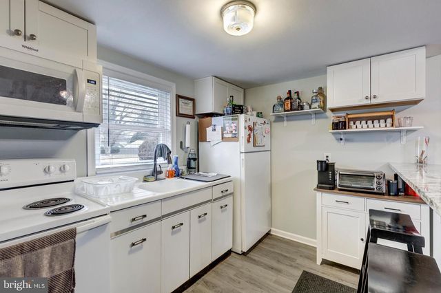 648 CHESTER RIVER BEACH RD, Grasonville, MD 21638