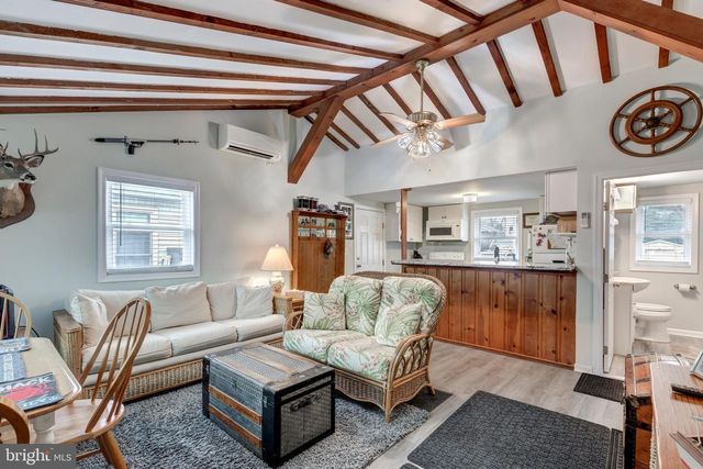 648 CHESTER RIVER BEACH RD, Grasonville, MD 21638