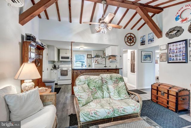 648 CHESTER RIVER BEACH RD, Grasonville, MD 21638