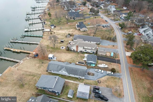 648 CHESTER RIVER BEACH RD, Grasonville, MD 21638