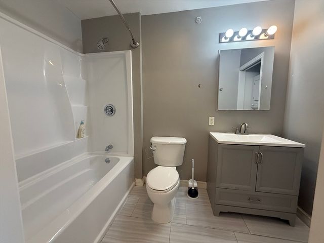 145 Bennington St 307, Revere, MA 02151