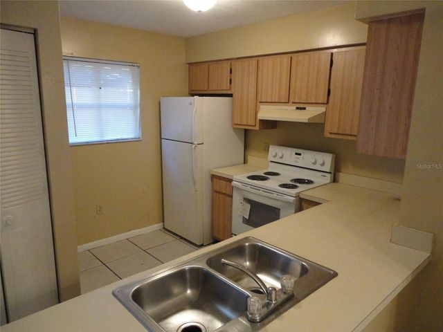 2147 SW 39TH WAY, Gainesville, FL 32607