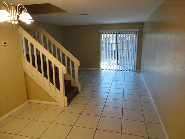 2147 SW 39TH WAY, Gainesville, FL 32607