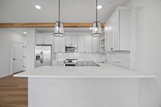 14146 Wilden Drive, Urbandale, IA 50323