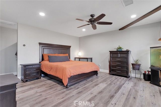 11546 Oakwood Avenue, Hesperia, CA 92345