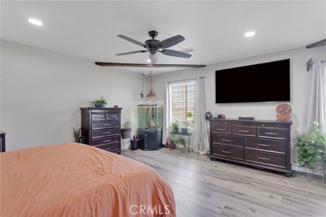 11546 Oakwood Avenue, Hesperia, CA 92345