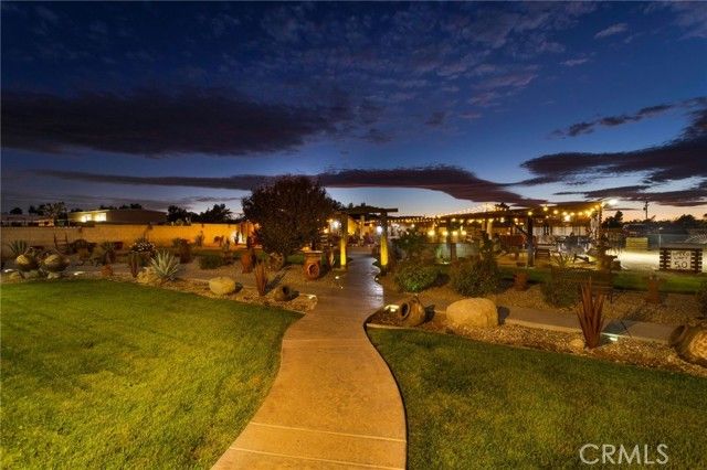 11546 Oakwood Avenue, Hesperia, CA 92345