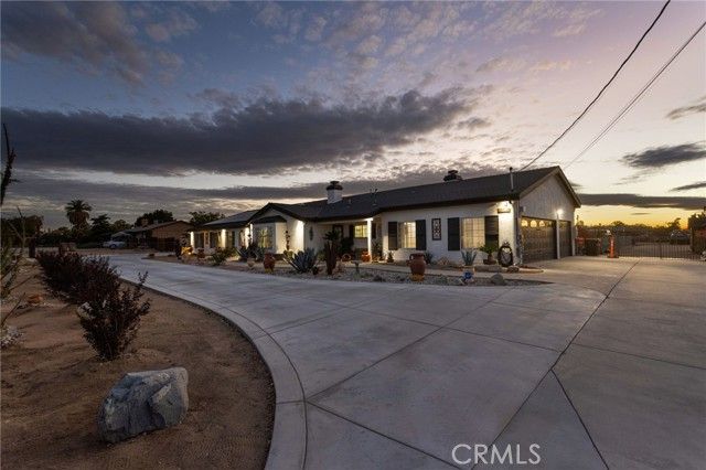 11546 Oakwood Avenue, Hesperia, CA 92345