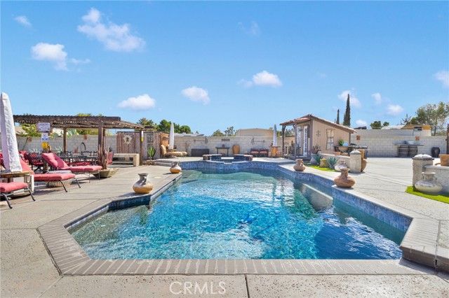 11546 Oakwood Avenue, Hesperia, CA 92345