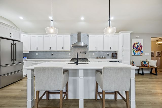 5935 S New Hope Rd, Hermitage, TN 37076