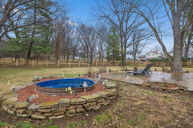 5935 S New Hope Rd, Hermitage, TN 37076