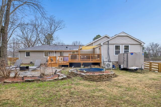 5935 S New Hope Rd, Hermitage, TN 37076