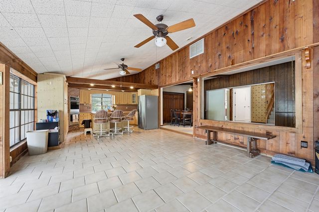 7689 Lawrence Road, Boynton Beach, FL 33436