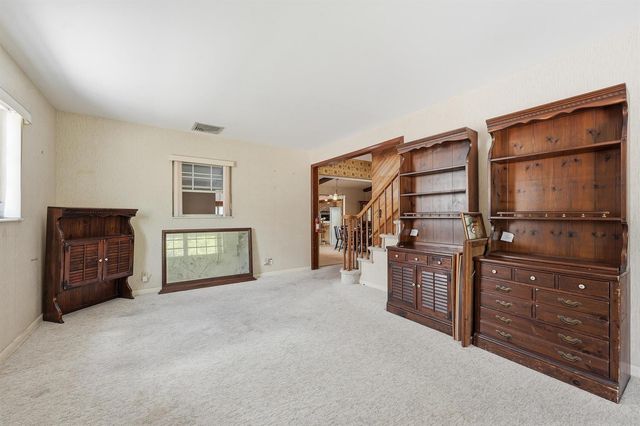 7689 Lawrence Road, Boynton Beach, FL 33436
