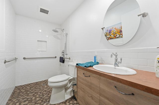 7689 Lawrence Road, Boynton Beach, FL 33436